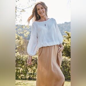 ISLE OF MINE | honesty linen top | size m/l